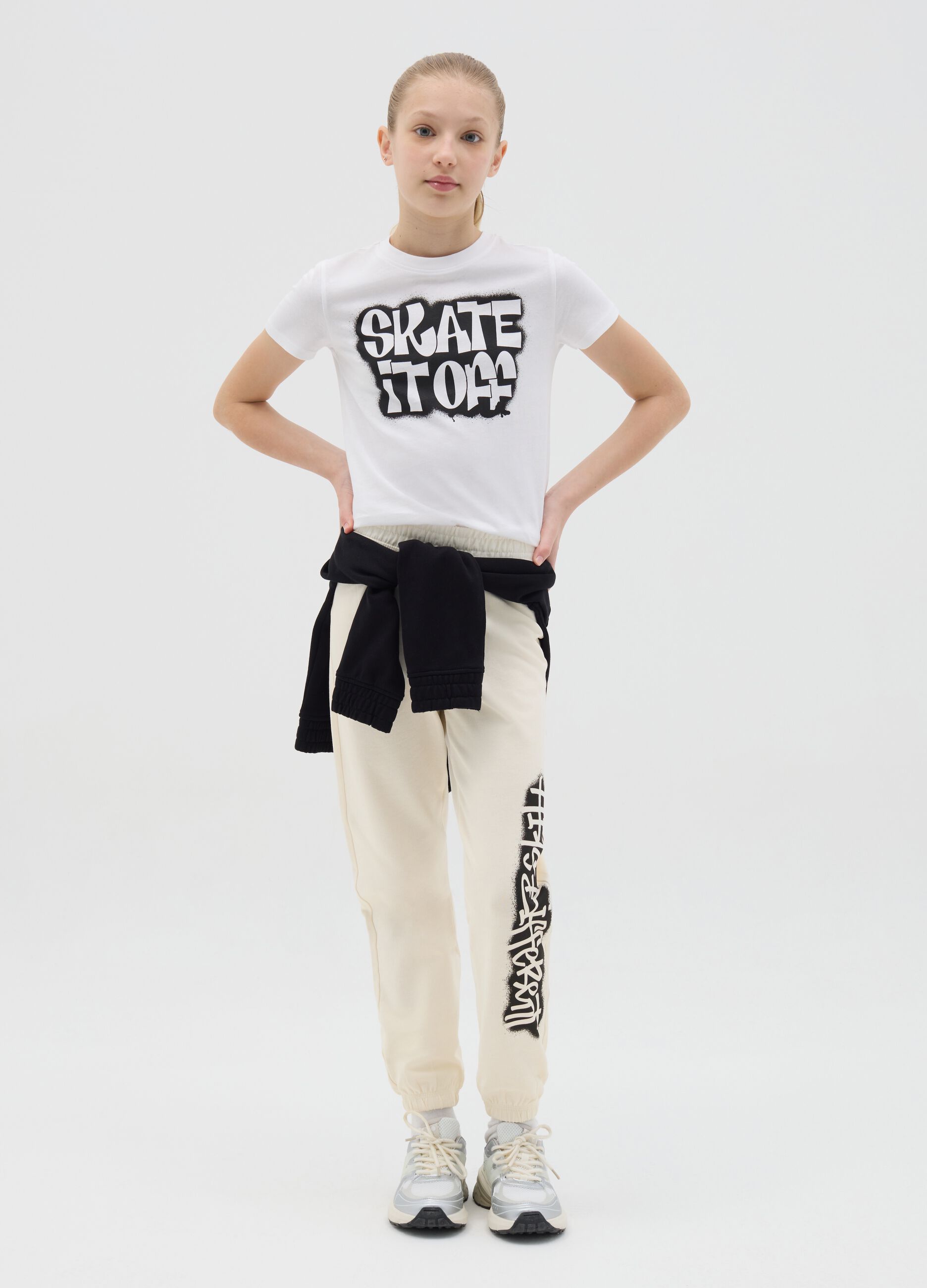 Cotton joggers with drawstring and print