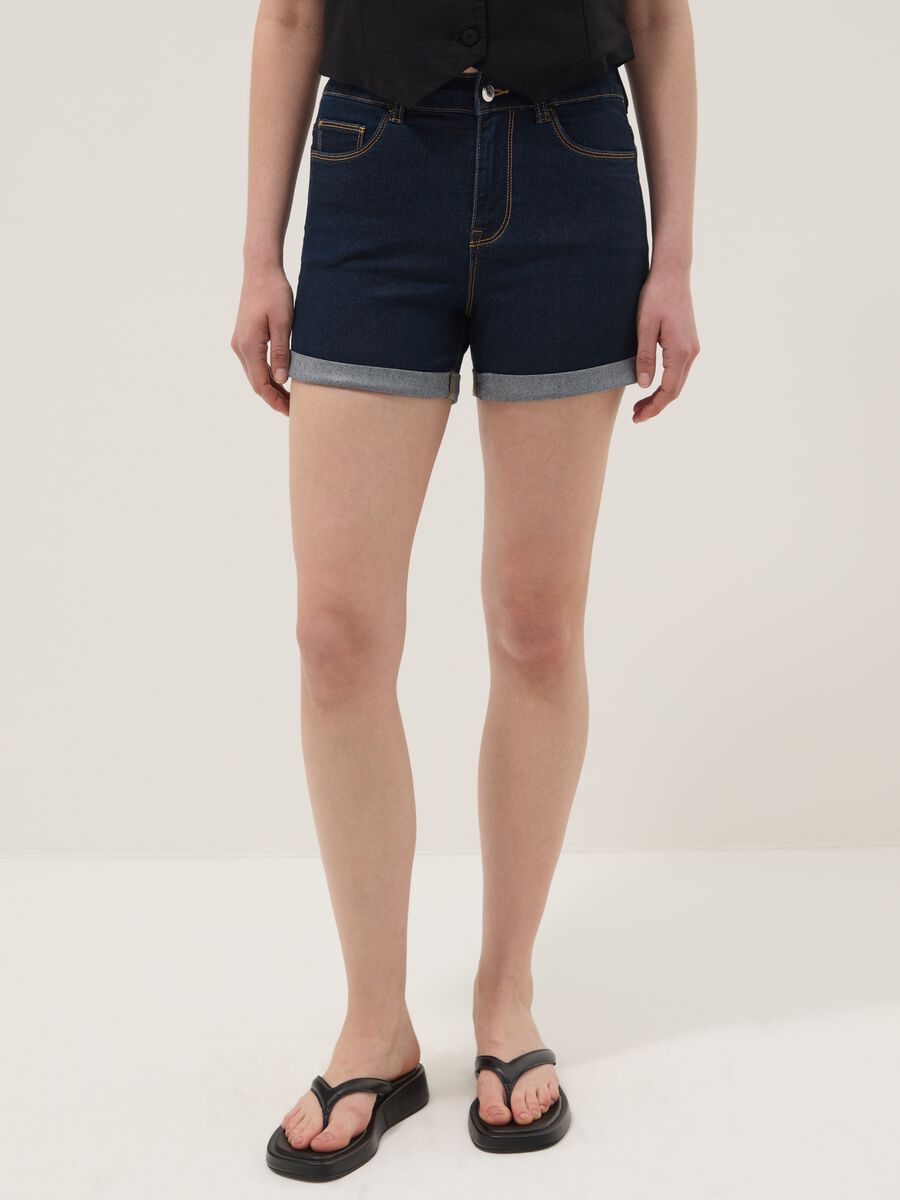 Denim shorts blu scuro in cotone elasticizzato regular fit_1