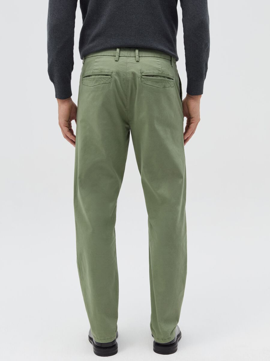 Slim-fit chino trousers in stretch cotton_3