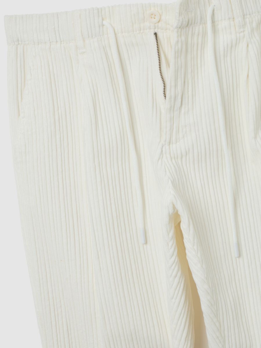 White pure cotton regular fit corduroy trousers_5