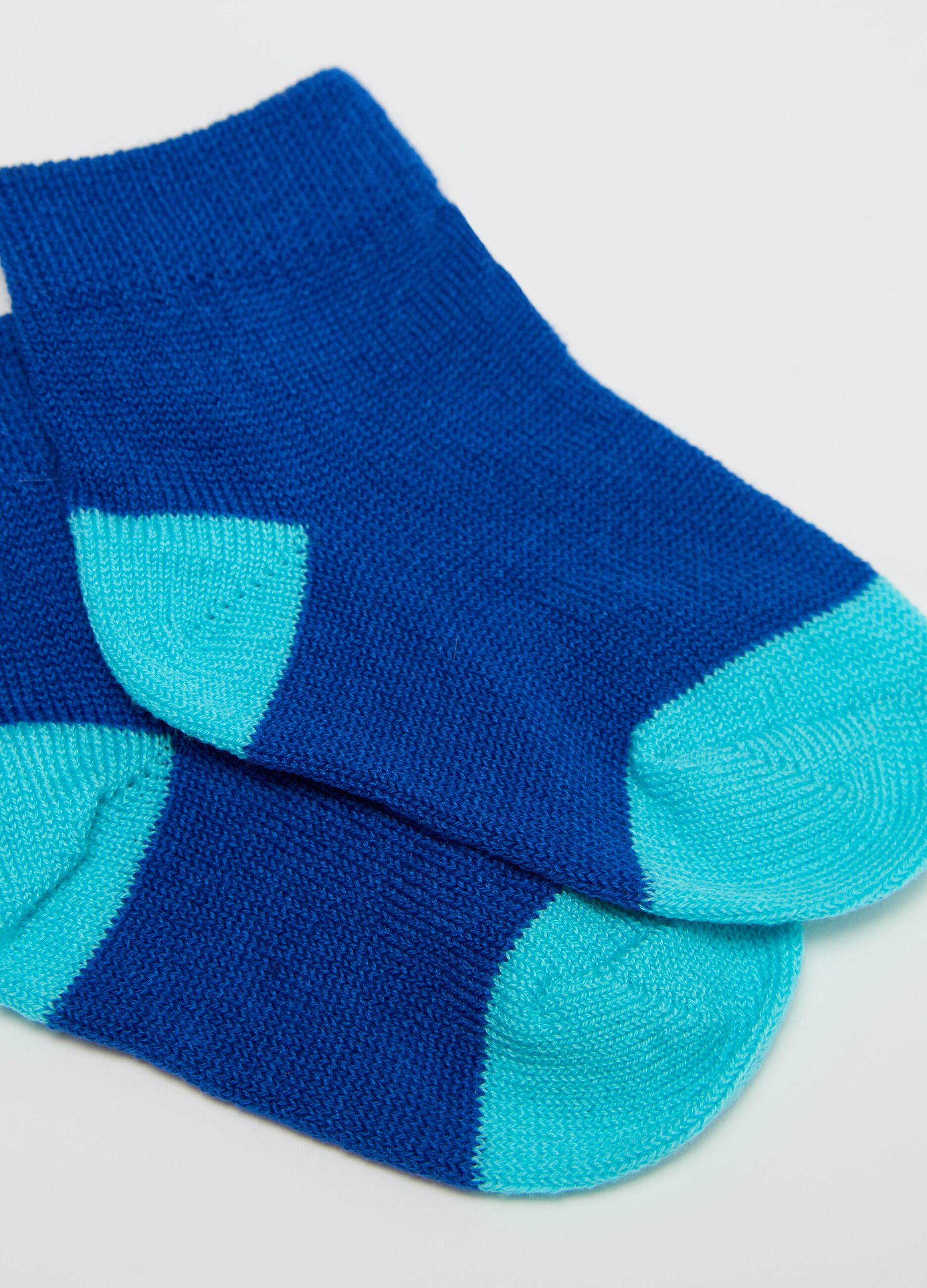 Three-pair pack colourblock socks with animals design