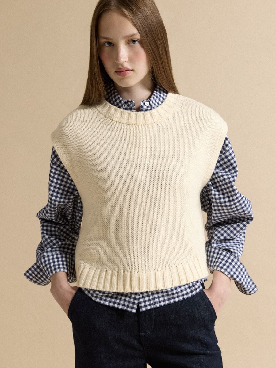 White crew-neck wool-blend oversized gilet_0