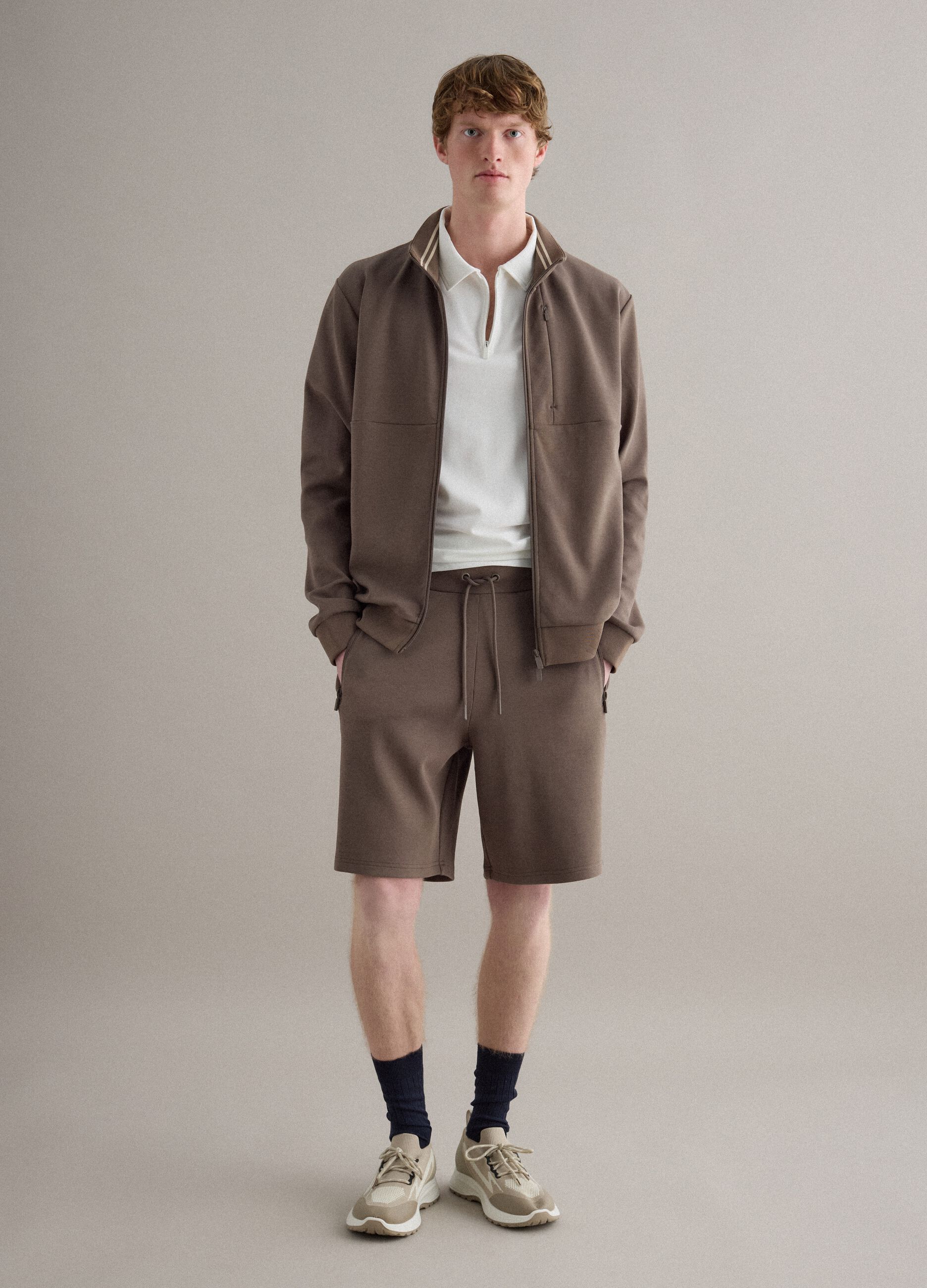 Brown regular fit stretch cotton blend shorts