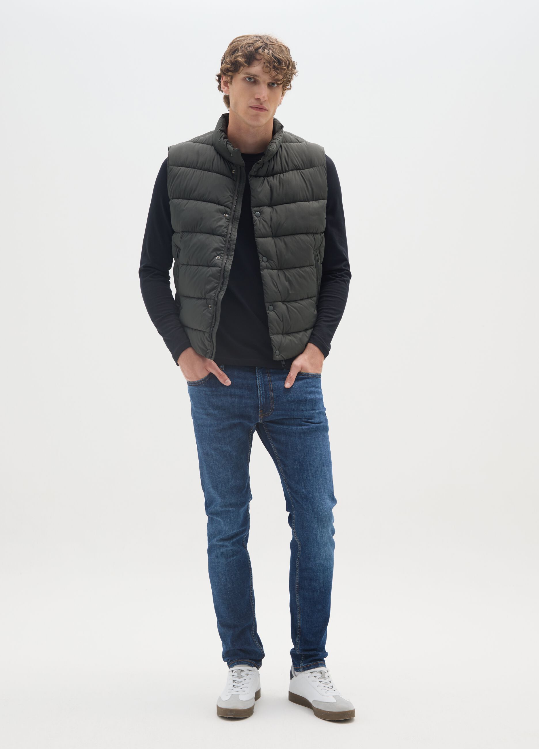 Gilet trapuntato verde con zip