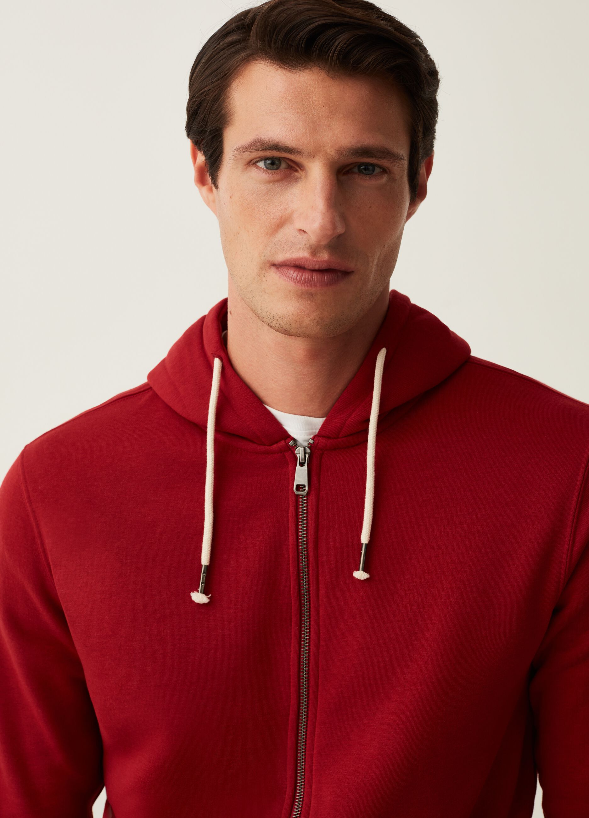 Full-zip in felpa con cappuccio_1