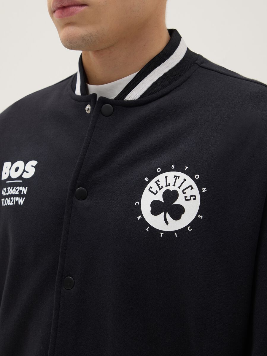 Black cotton blend jacket regular fit with Boston Celtics logo_3
