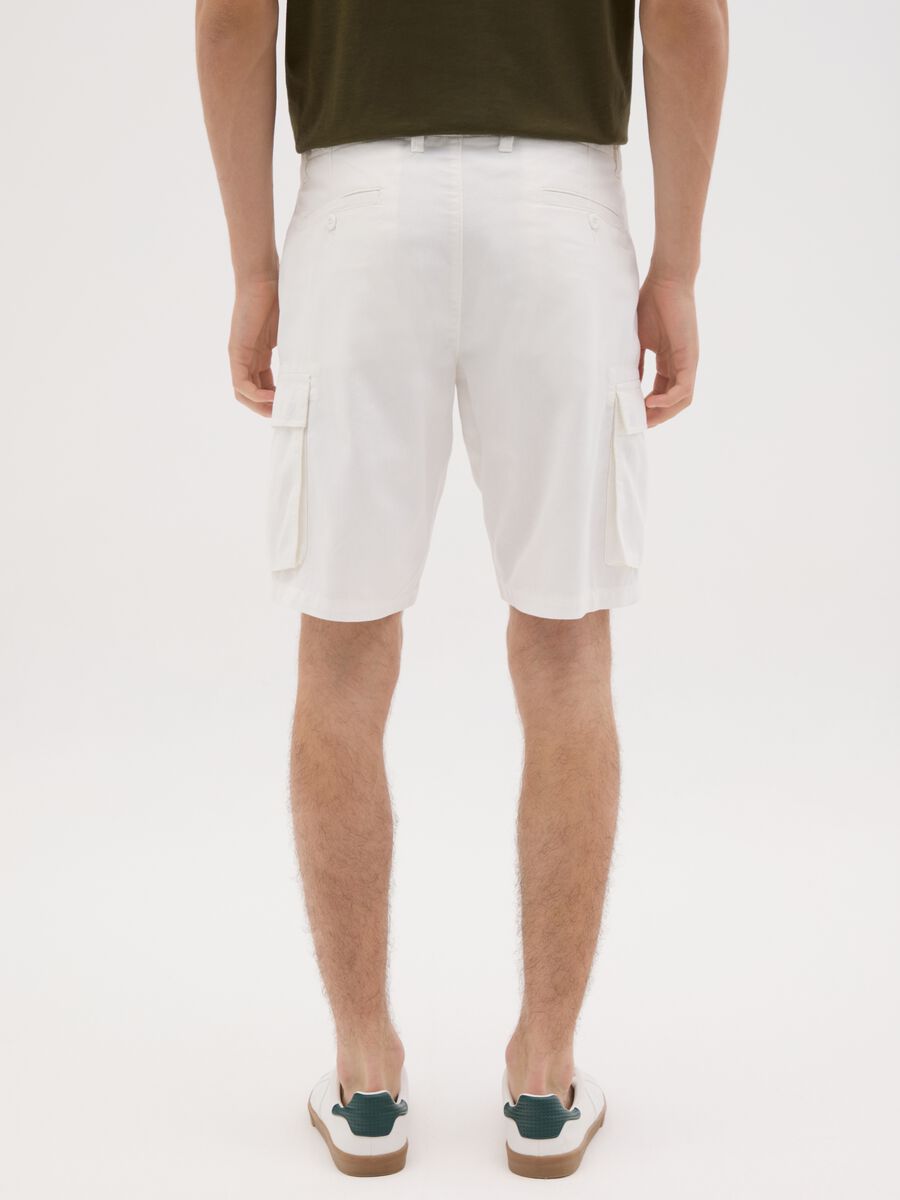 Men's pure white cotton regular fit shorts_3