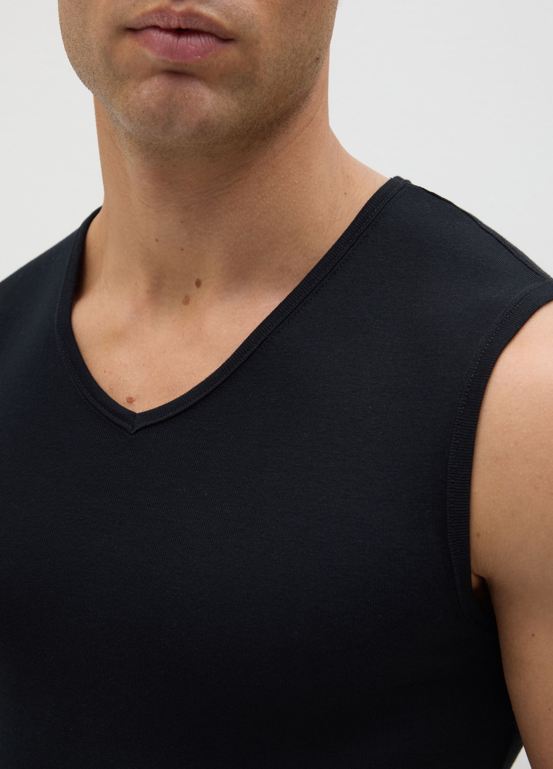 Black cotton dress with V neck