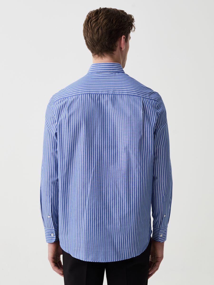 Regular-fit striped shirt with pocket_2