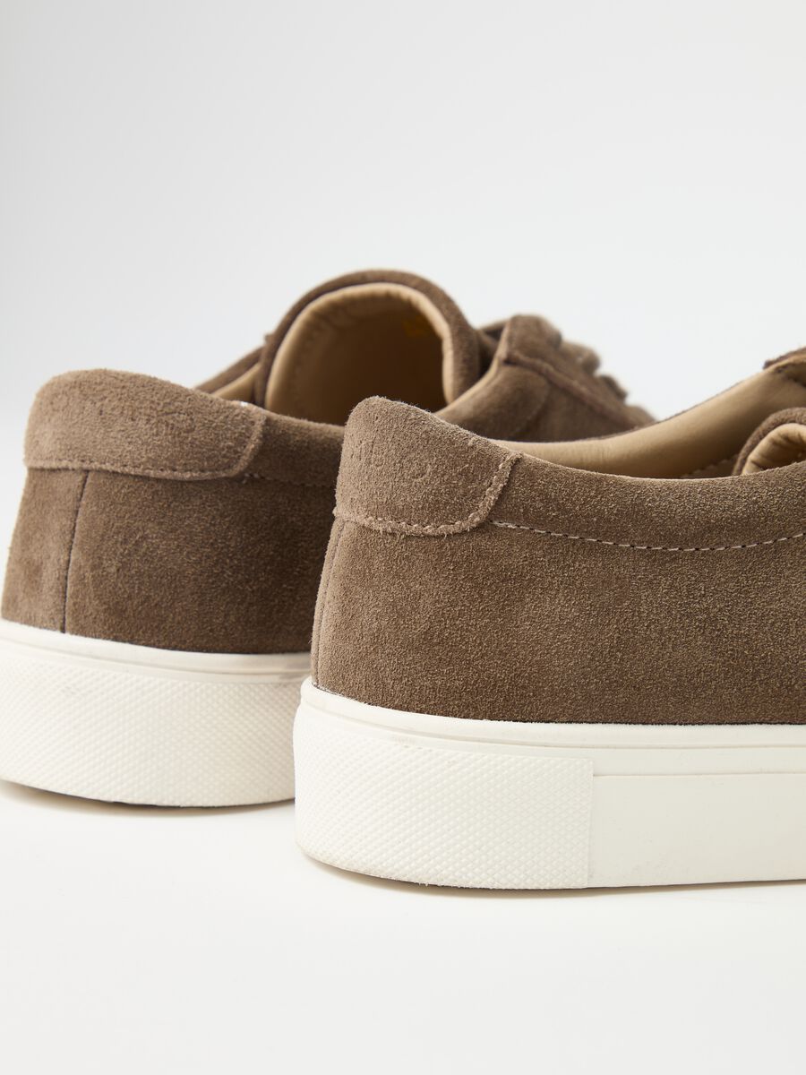 Suede sneakers with laces_3