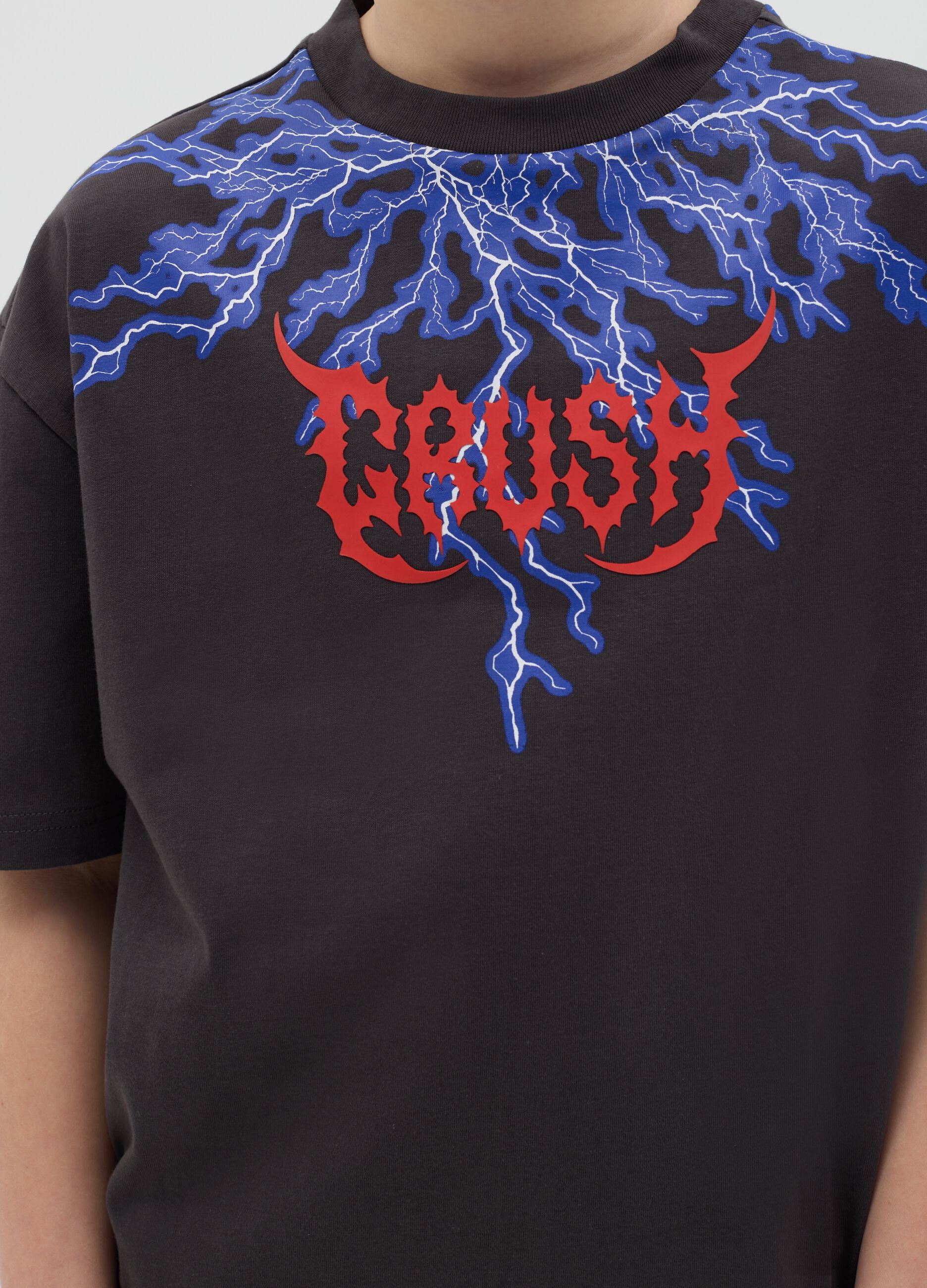 Cotton T-shirt with "Crush" lightning print