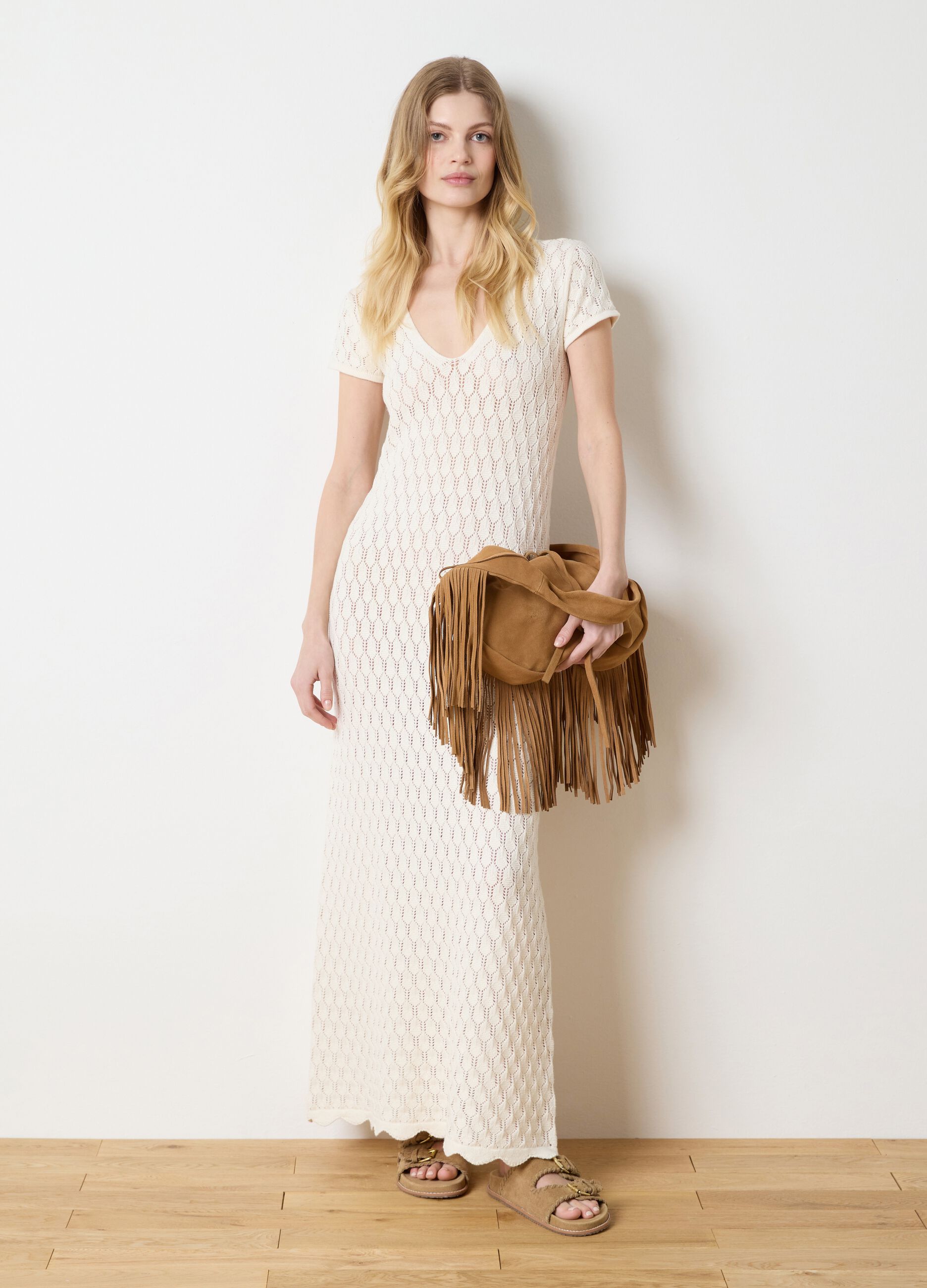 Vestito lungo crochet a maniche corte