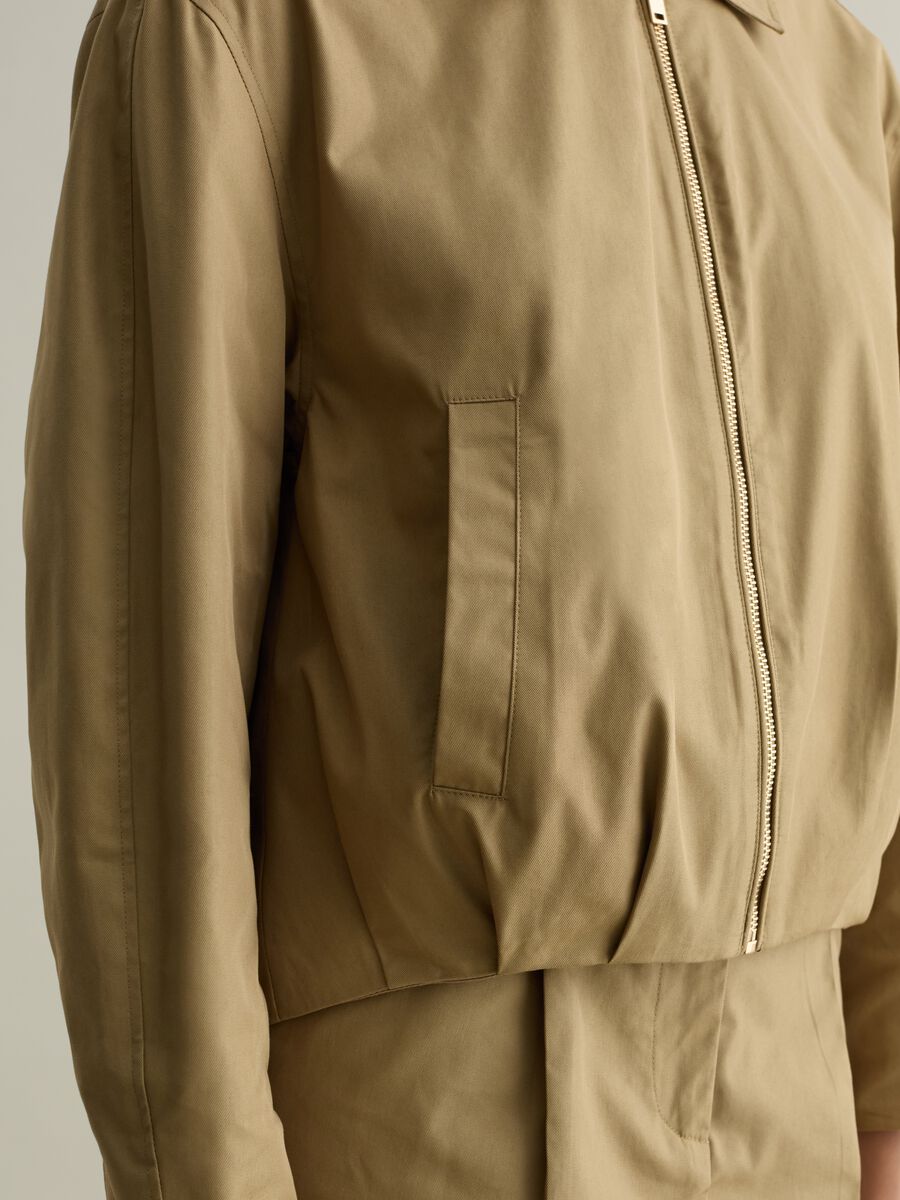 Full-zip bomber jacket with collar_3
