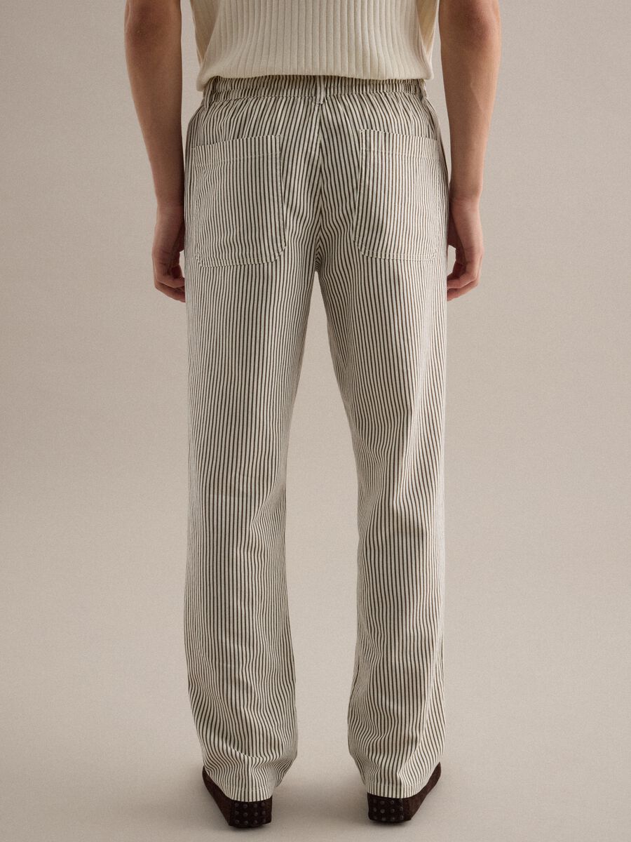 Pantaloni chino in misto lino e cotone a righe multicolor straight fit_2