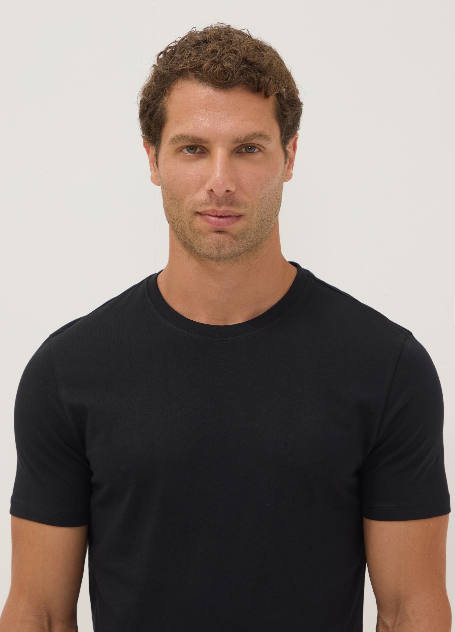 3-pack of black organic cotton short-sleeve T-shirts