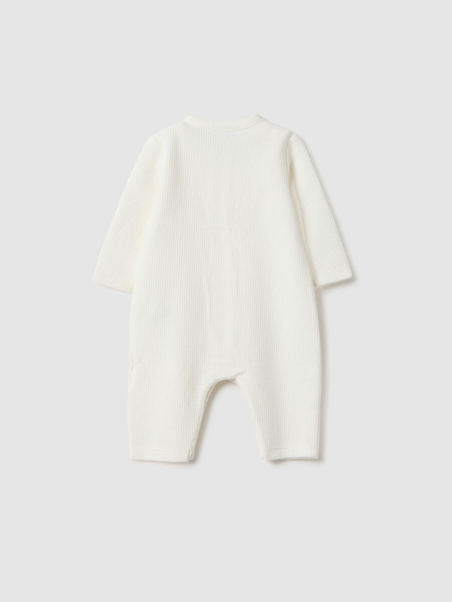 White long-sleeved pure cotton baby onesie with buttons_1