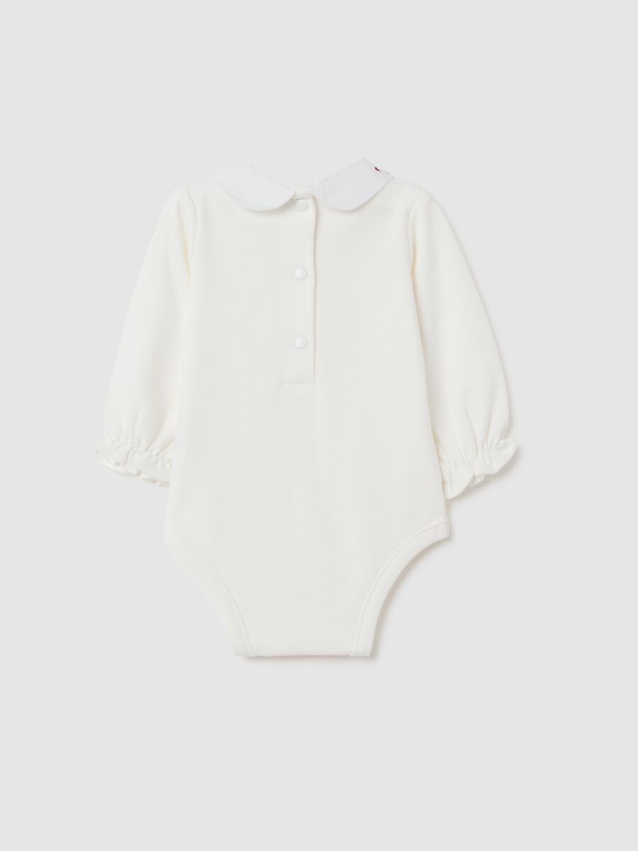 Body da neonata in puro cotone bianco con colletto arricciato_1