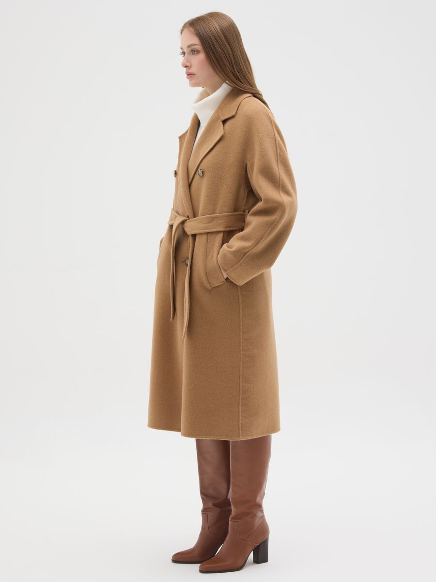 Cappotto doppiopetto marrone in misto lana regular fit con cintura_0