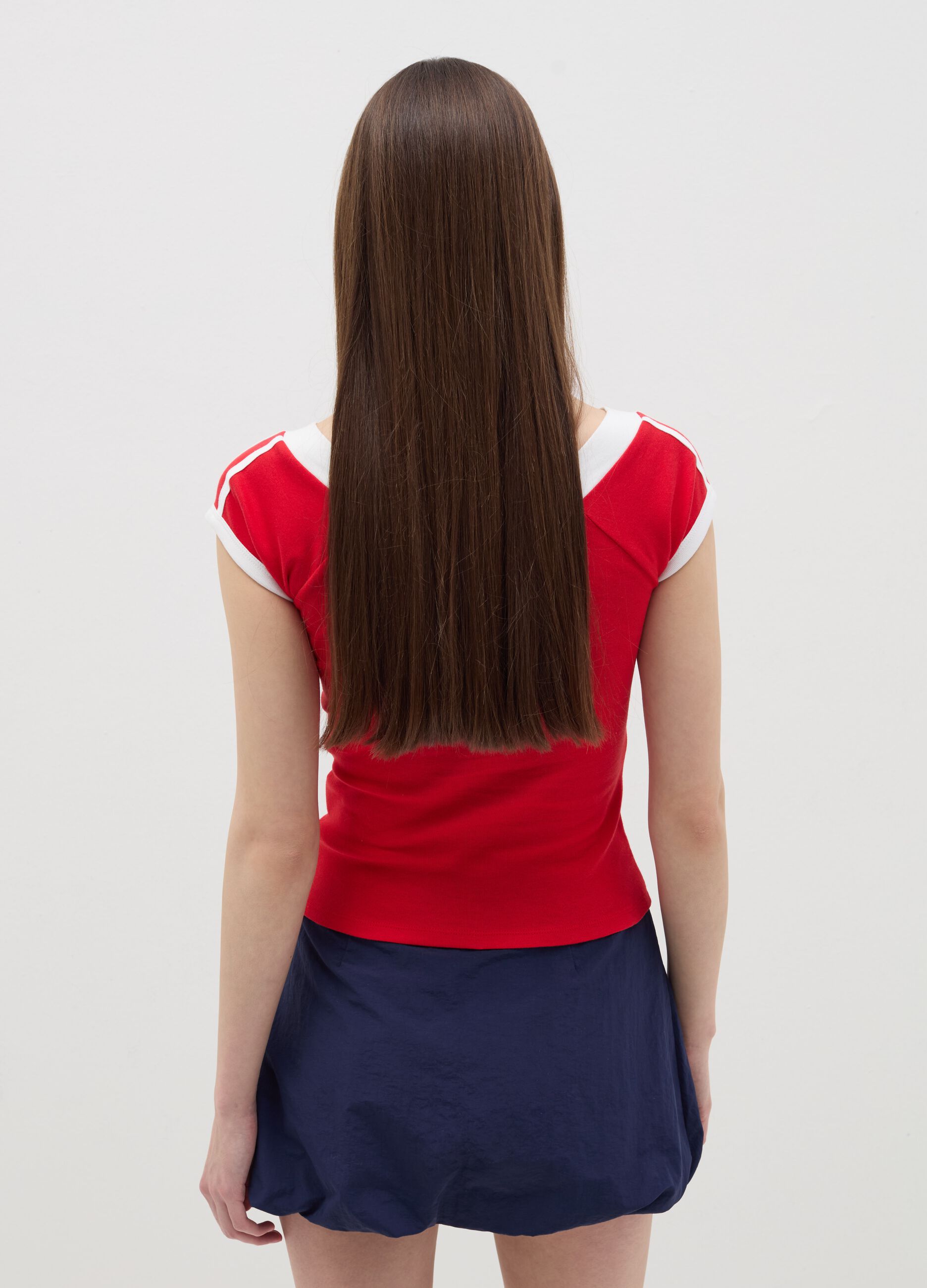T-shirt with side bands