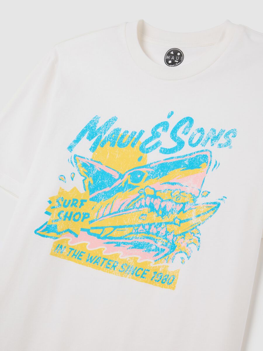 White T-shirt with Maui & Sons graphic print_5