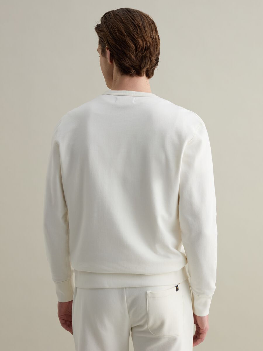 Sweatshirt with round neck and print_2