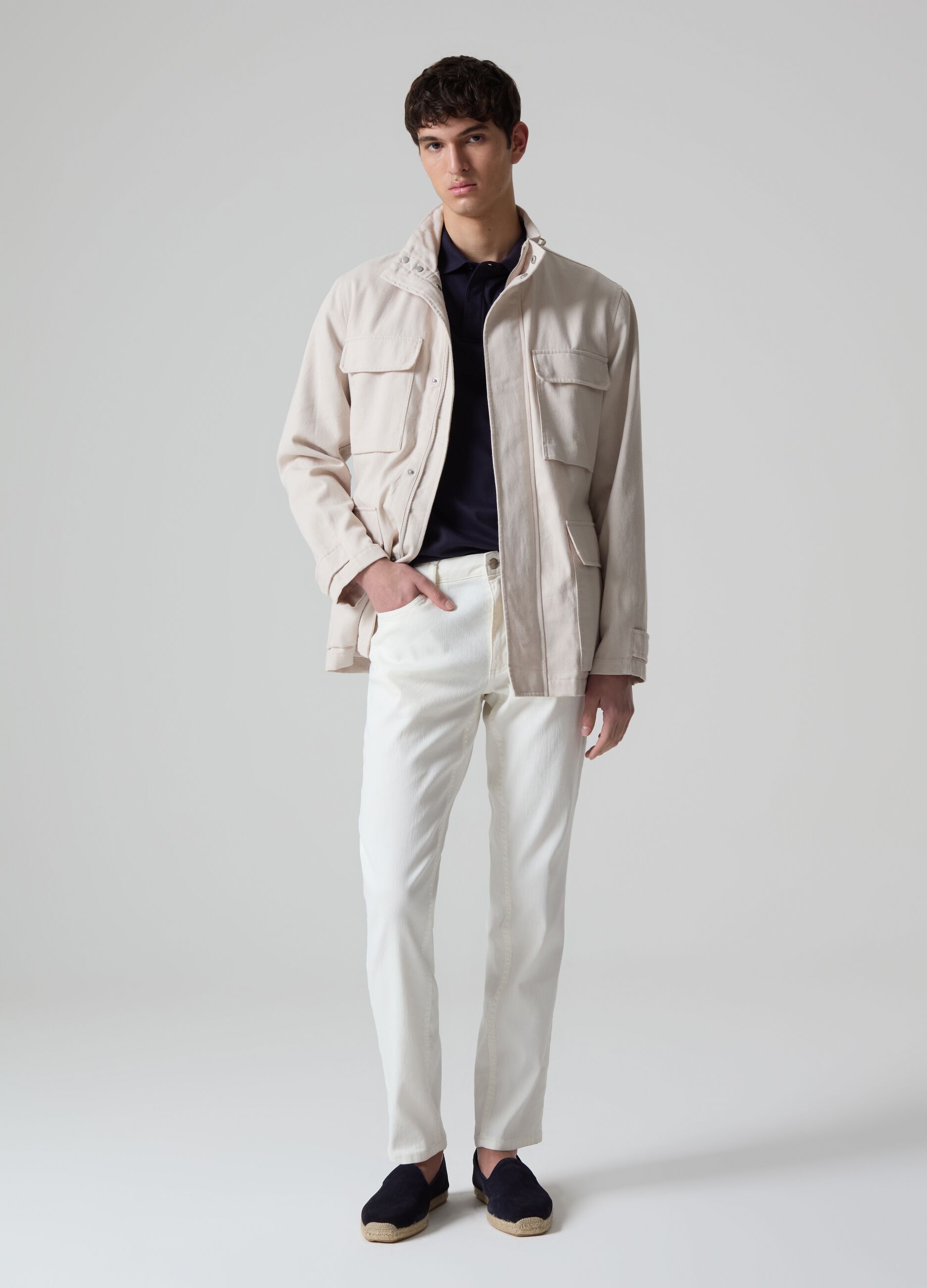 Pantaloni slim fit in lino e cotone PIOMBO