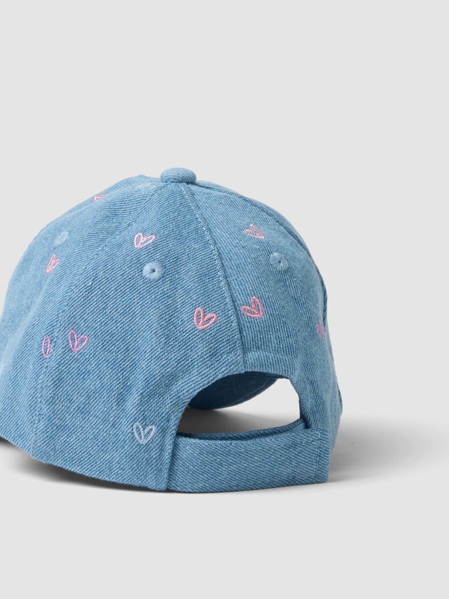 Cappello da baseball denim azzurro in puro cotone da bimba con cuori_1