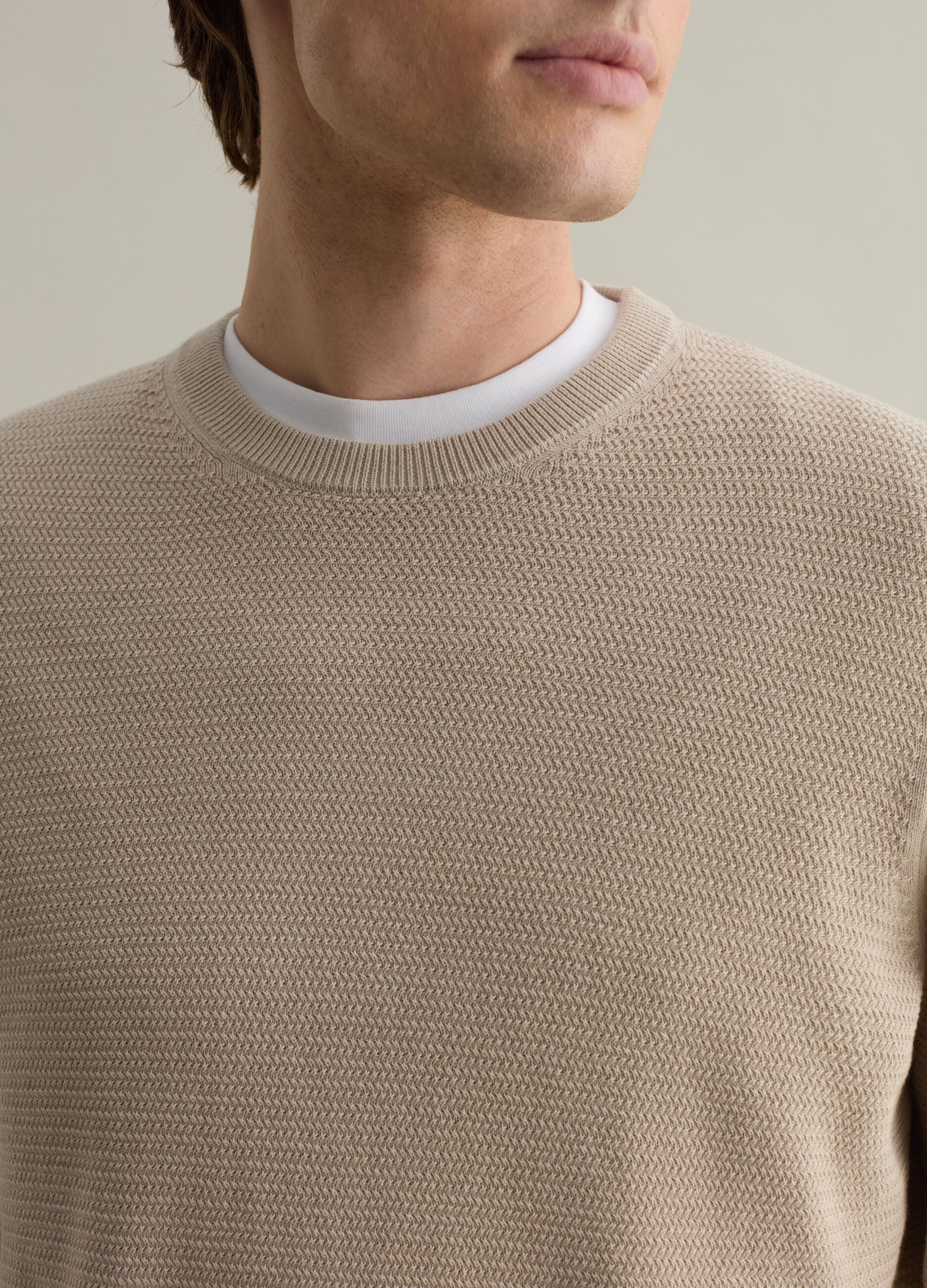 Cotton pullover with wavy trim