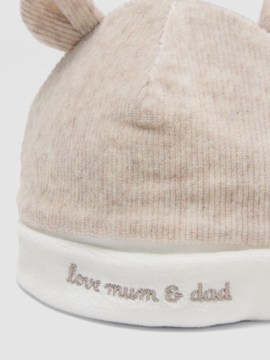 Beige baby hat in organic cotton blend jersey_2