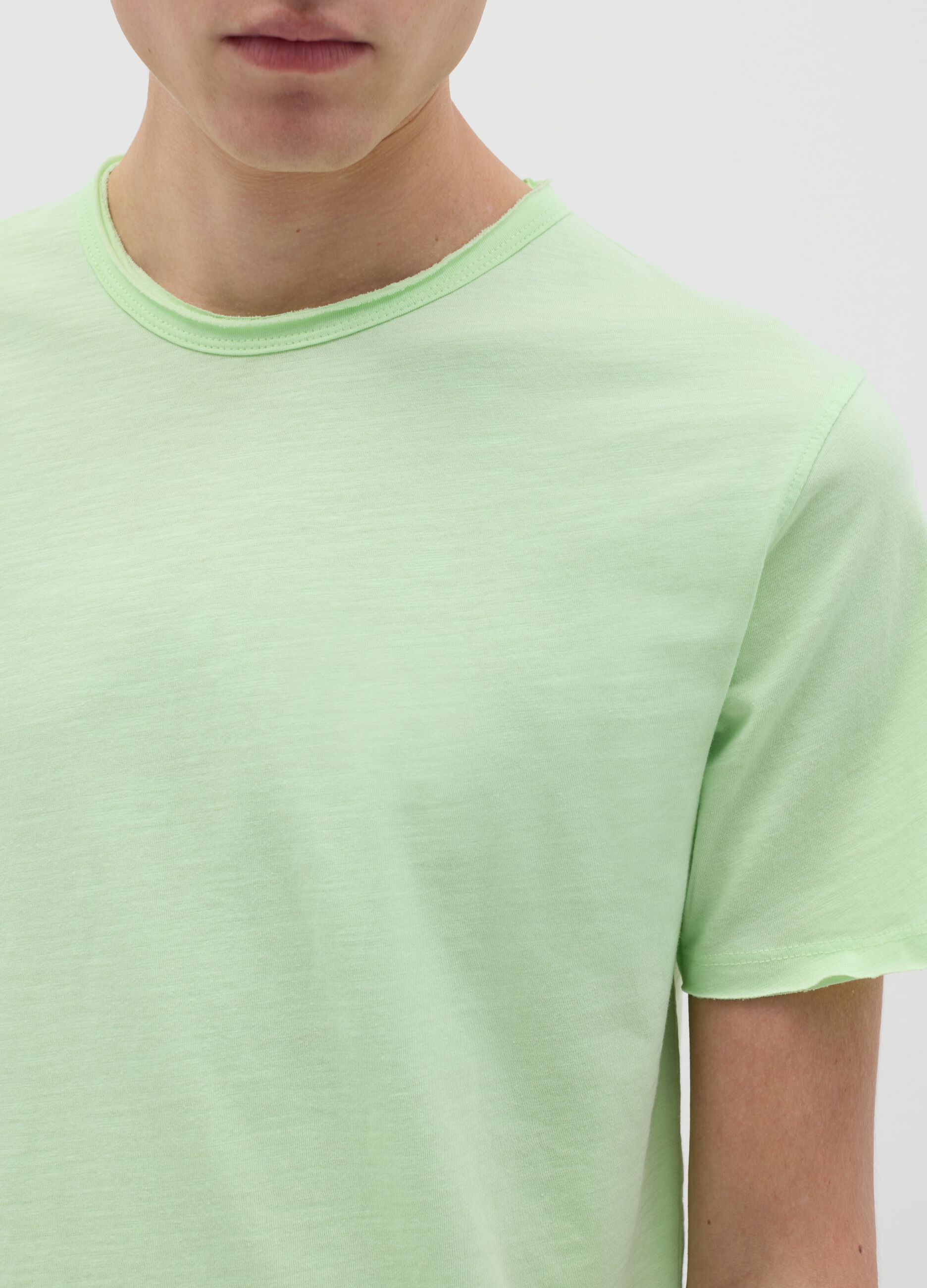Cotton T-shirt with round neck