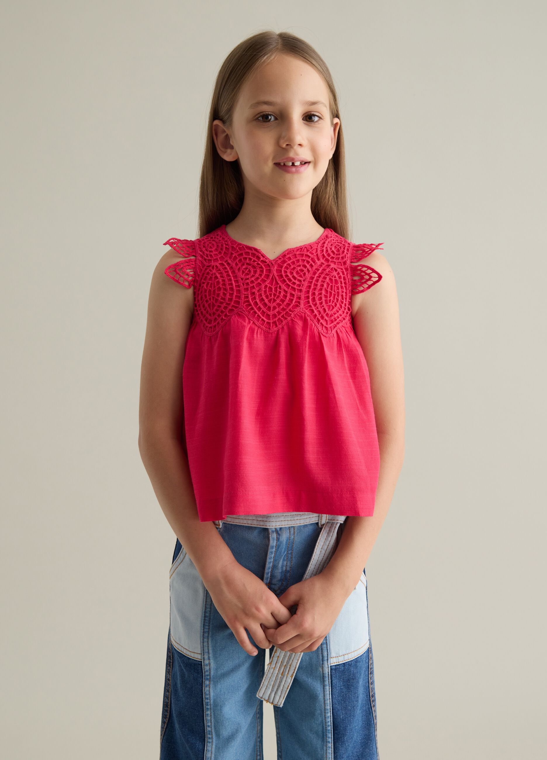 Top da bambina in misto viscosa e cotone rosa regular fit con dettagli crochet