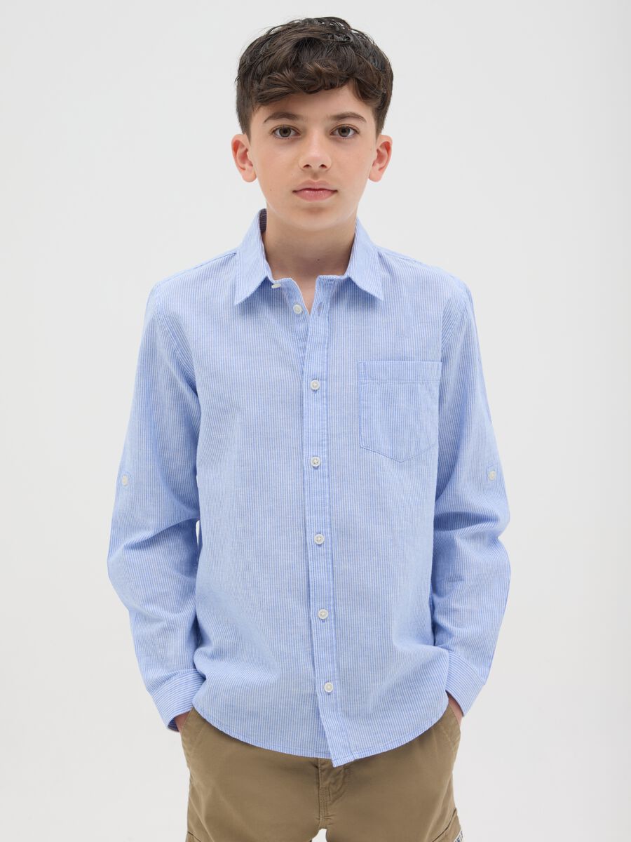 Boys’ light blue regular-fit shirt in cotton and linen blend_0
