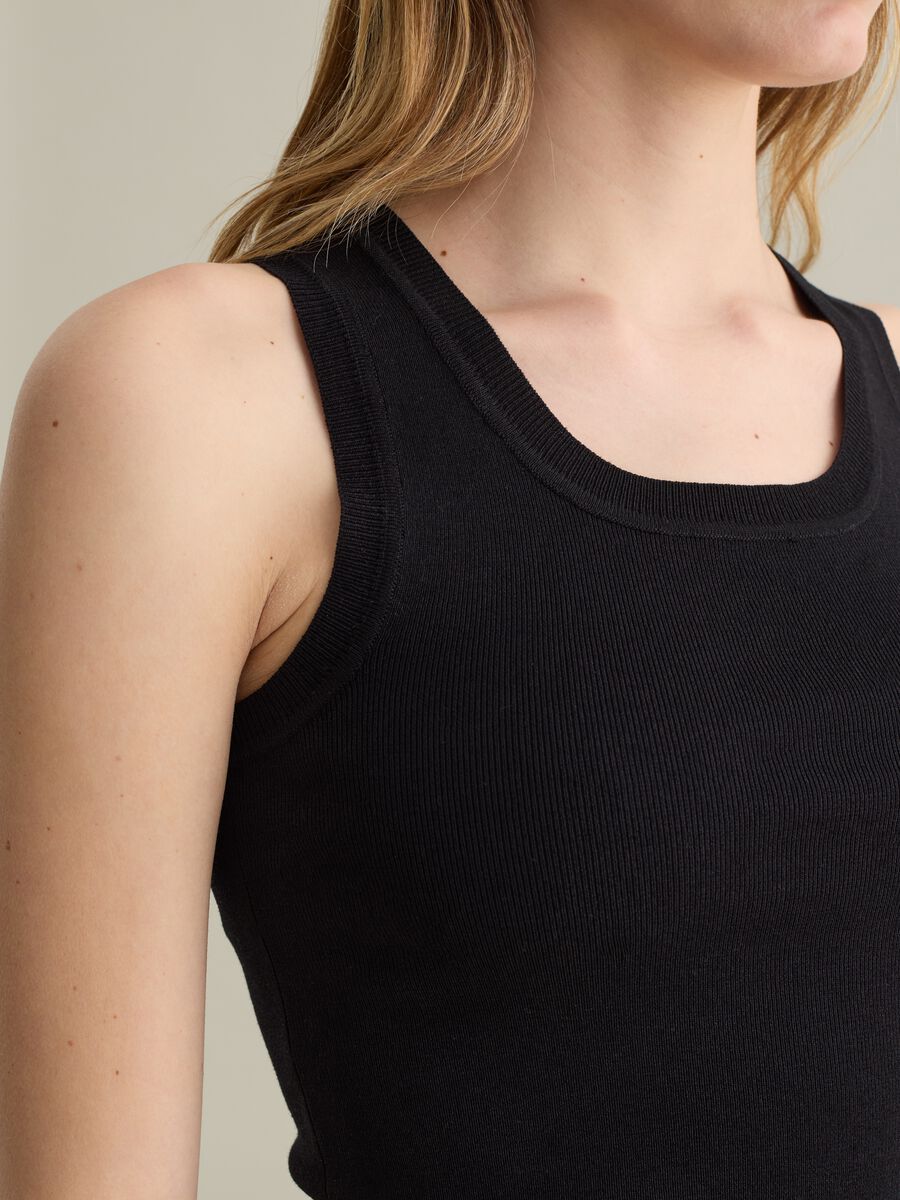 Solid colour tank top_2