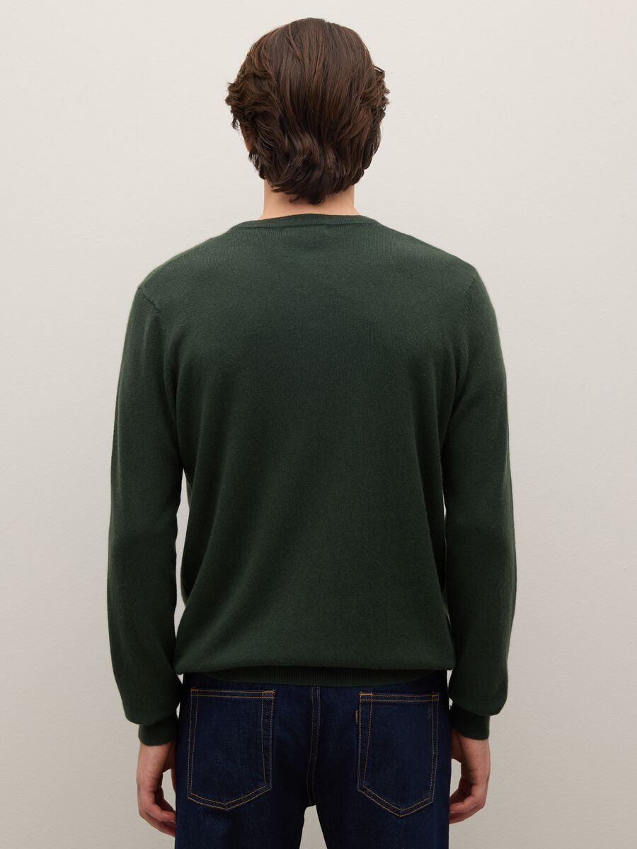 Green crewneck pullover in pure cashmere, regular fit_2