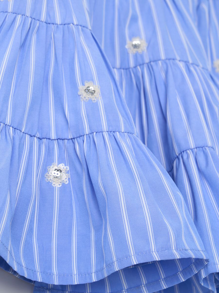 Tiered skirt with stripe pattern and sequins_3