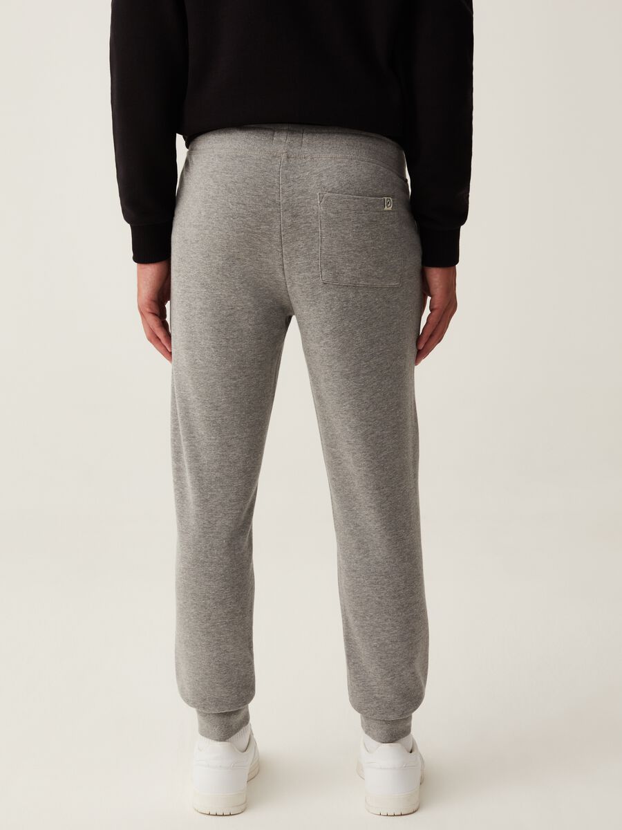 Joggers in felpa con stampa_2