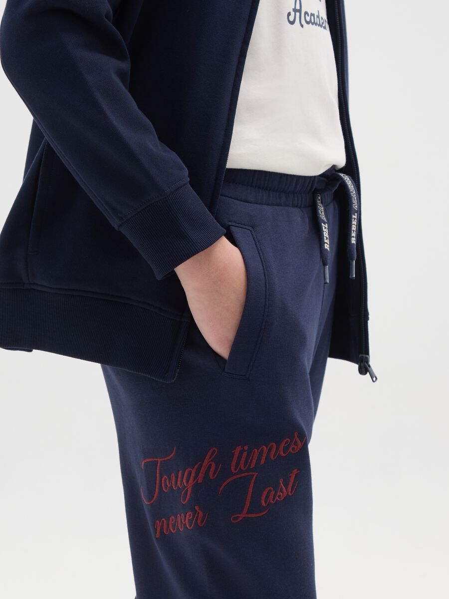Joggers da ragazzo in puro cotone blu regular fit_2