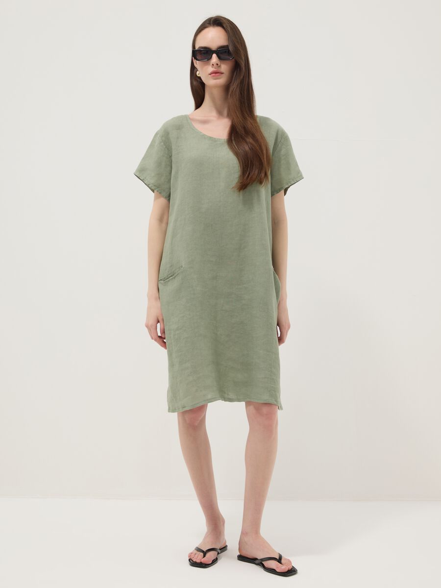 Abito verde in puro lino con tasche regular fit_0