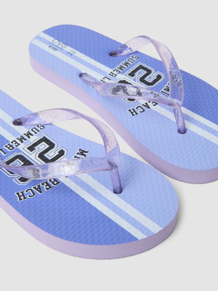 Purple beach flip-flops_1