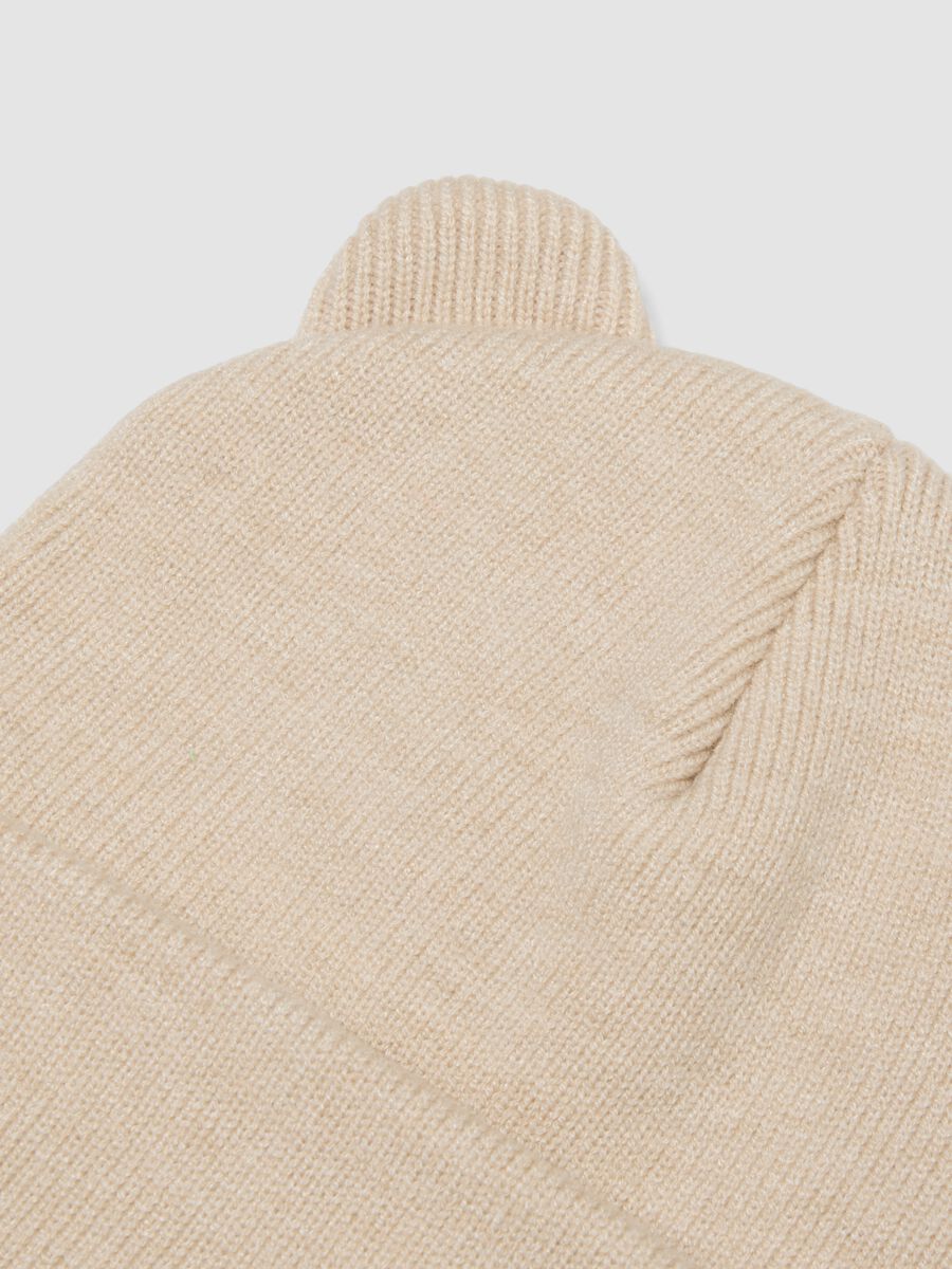 Beige knitted viscose-blend hat with ears_2
