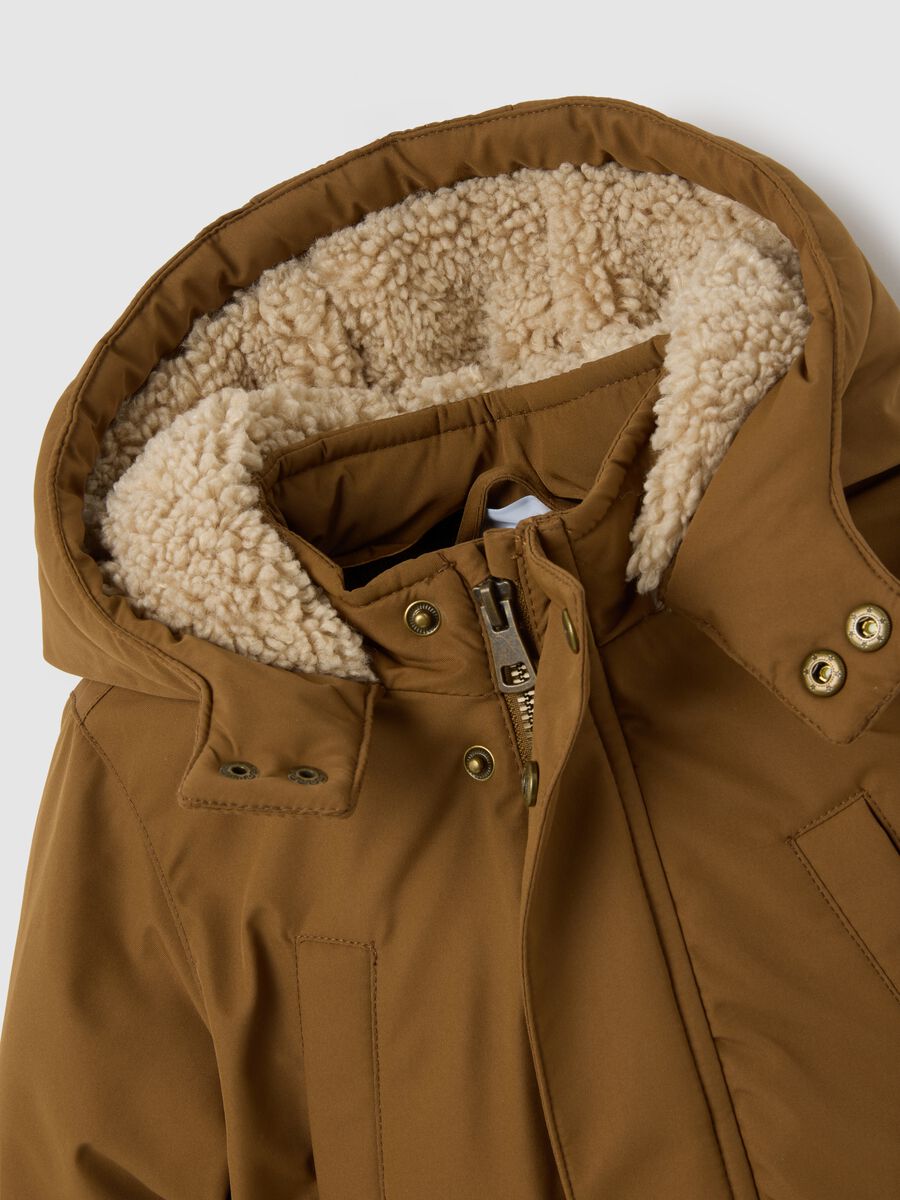 Parka marrone con fodera in pelliccia sintetica_2