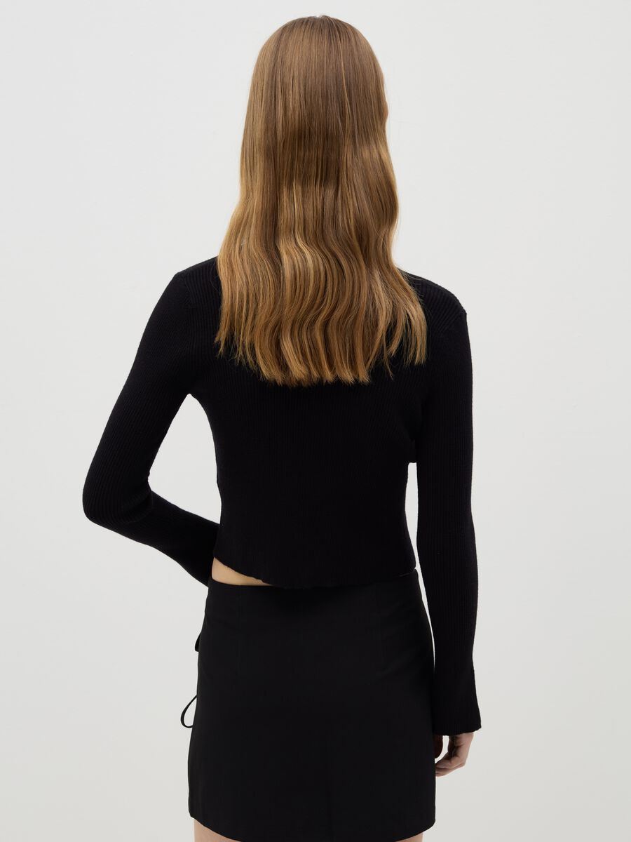 Ribbed cardigan with laces_2