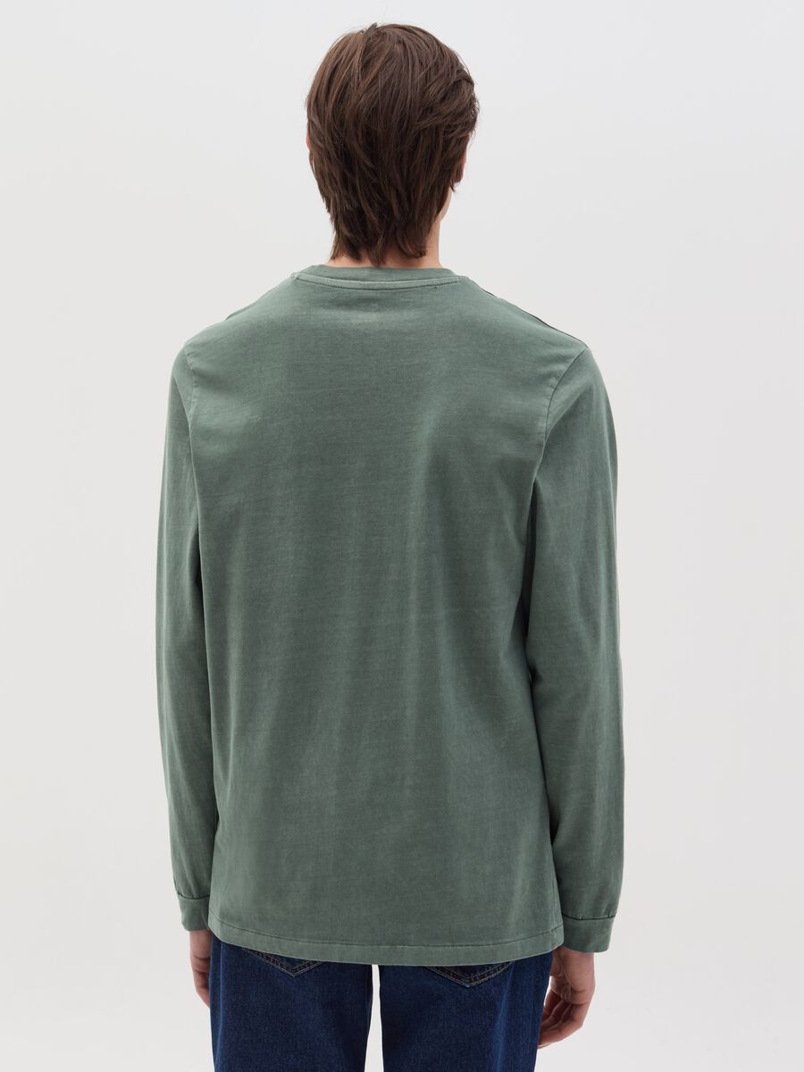 Cotton T-shirt with pocket and long sleeves_3