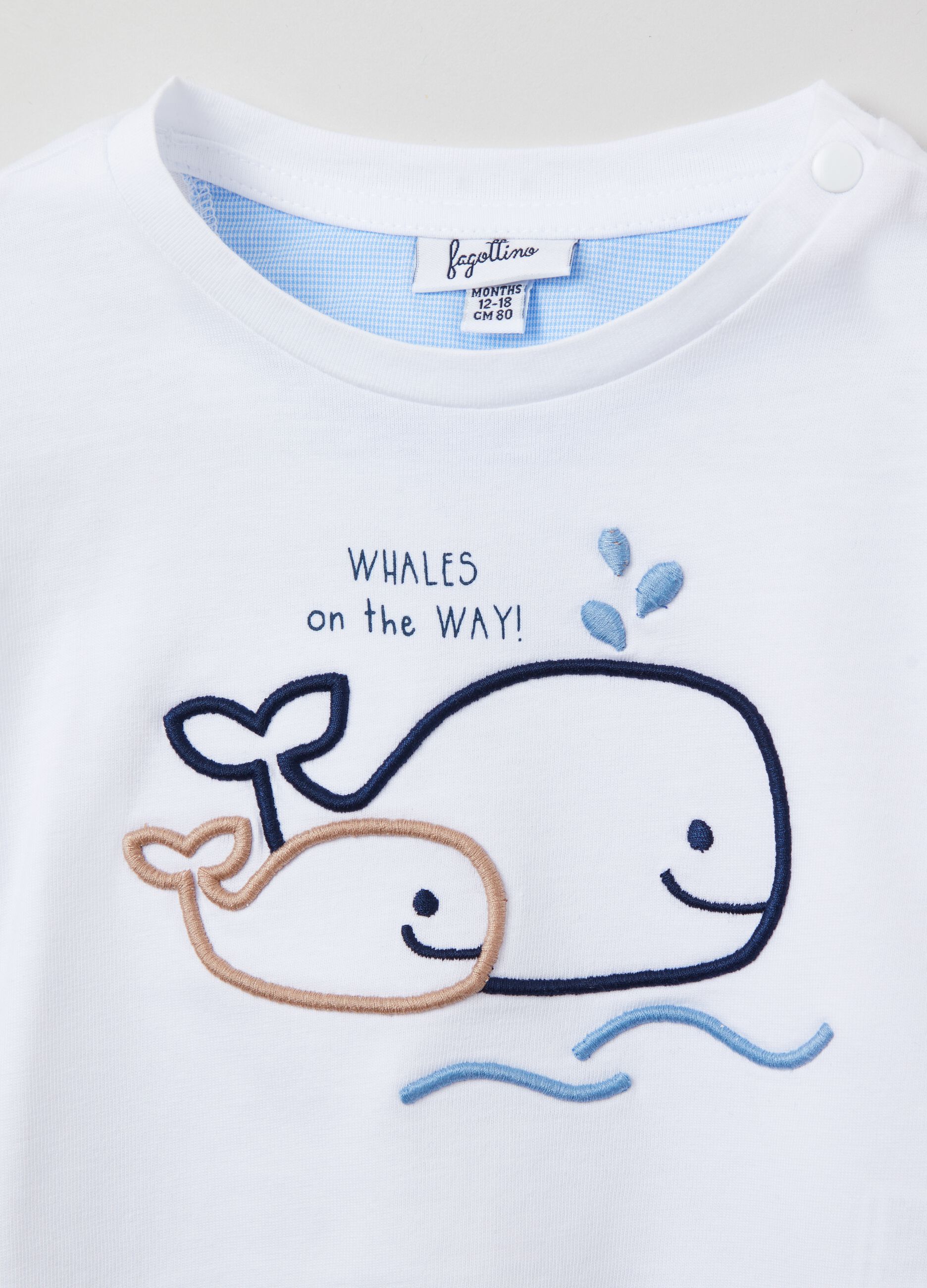 T-shirt a maniche lunghe con ricamo balene 