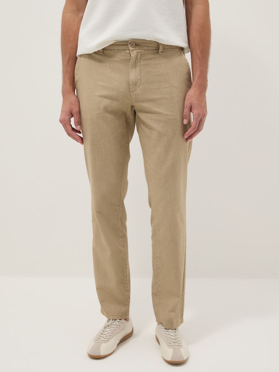 Pantaloni chino beige in misto lino e cotone regular fit_1