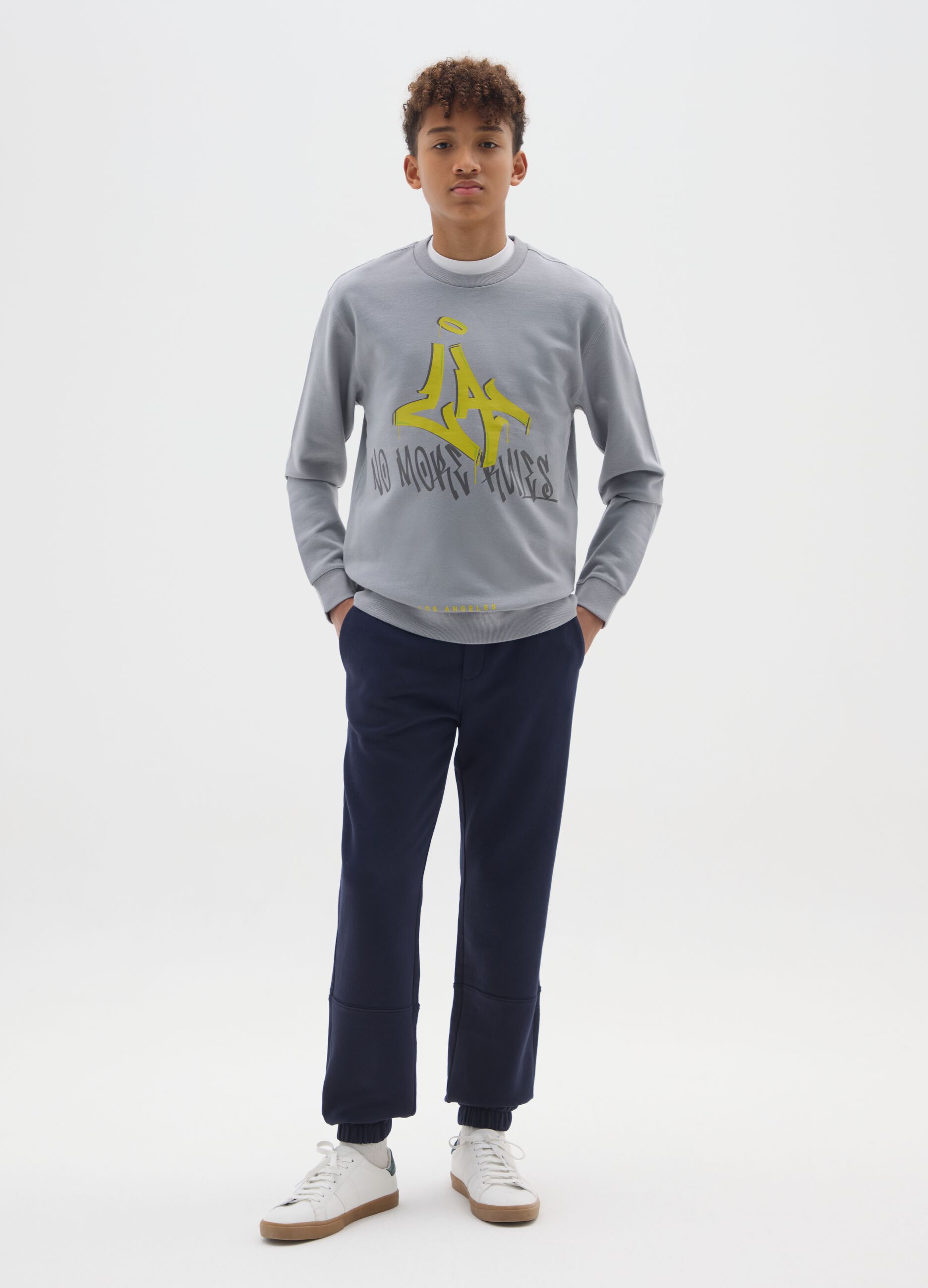 Boys' blue jogger trousers in pure cotton with oversized fit