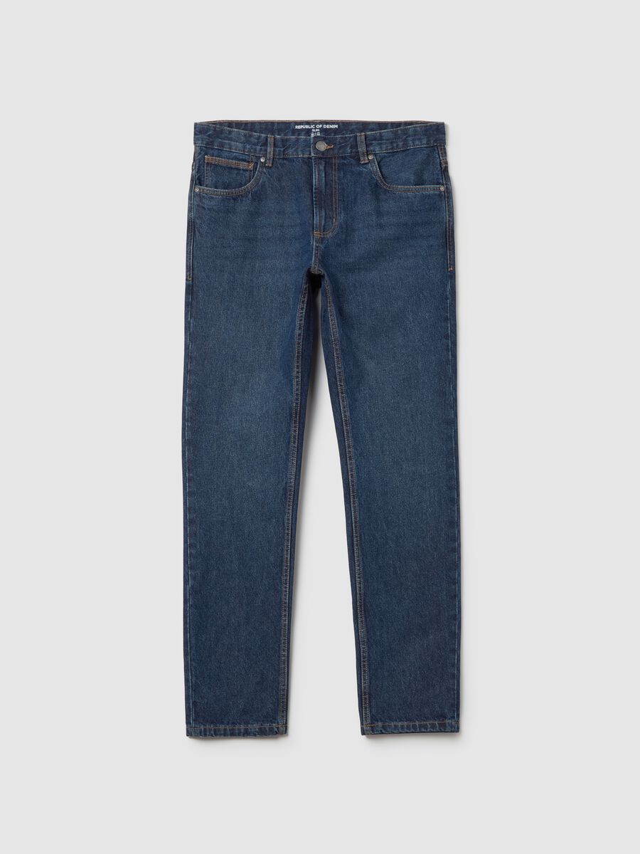 Slim-fit jeans with five pockets_4