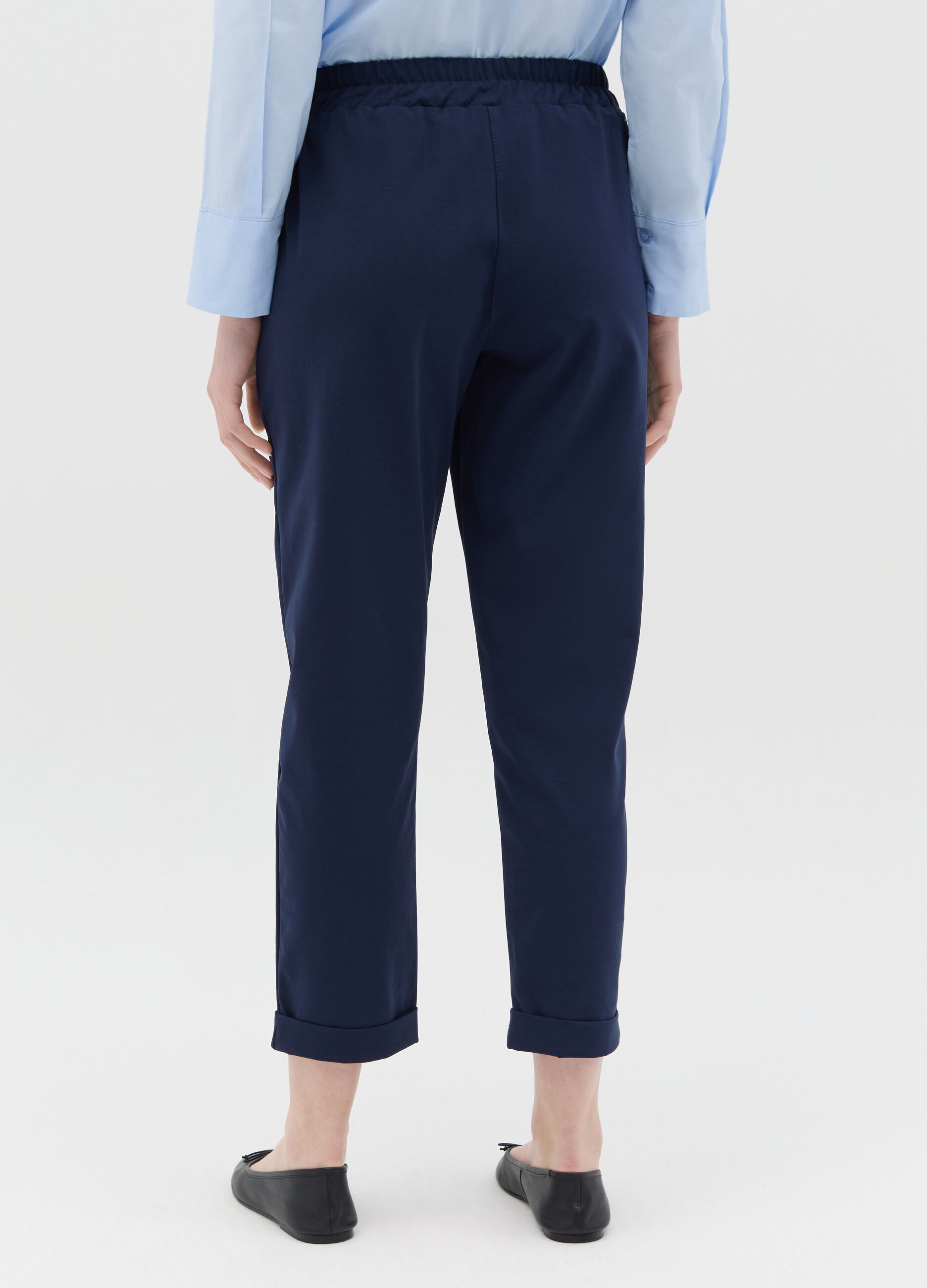 Blue cropped trousers with turn-ups