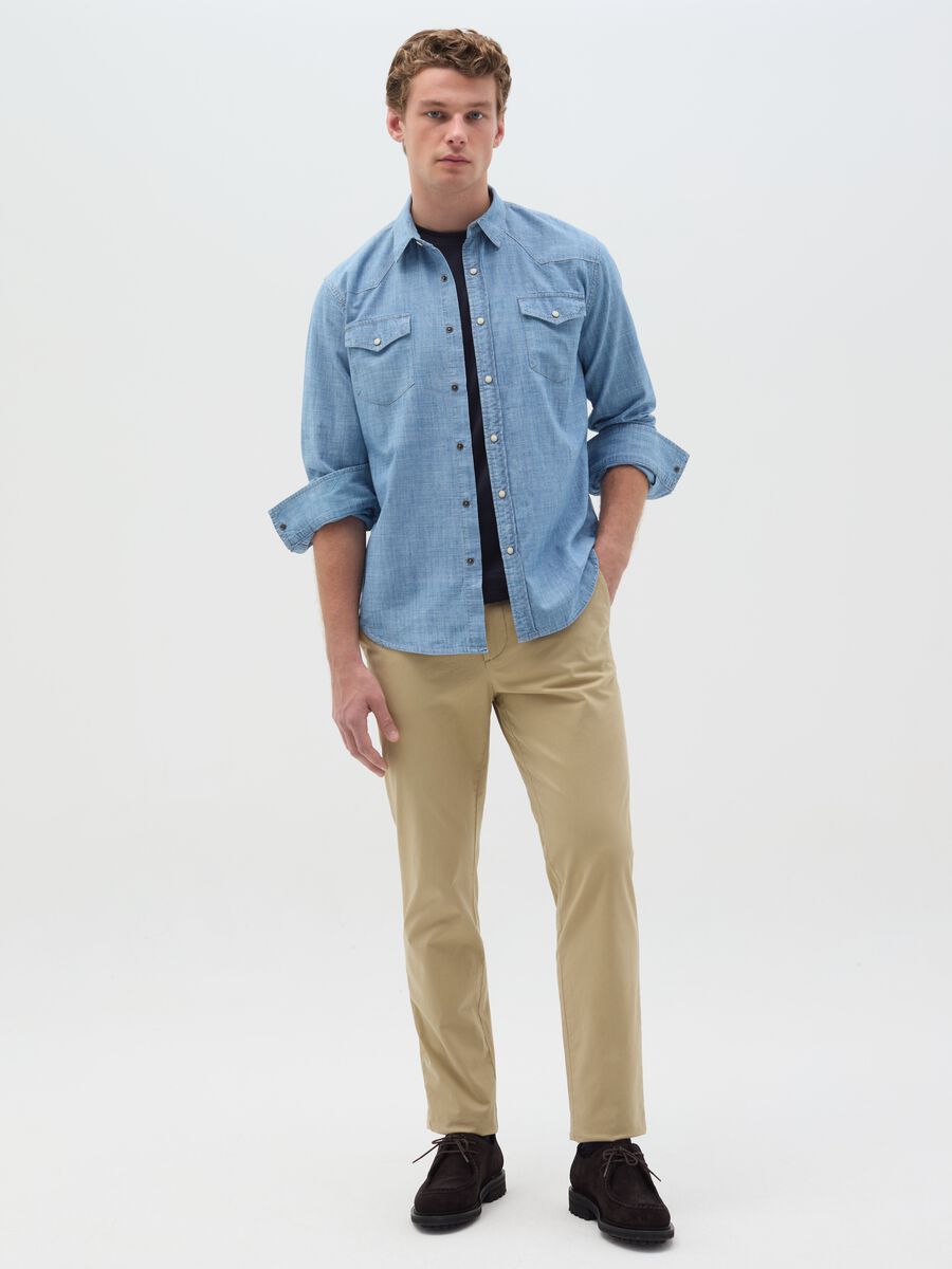 Denim shirt with pockets_1