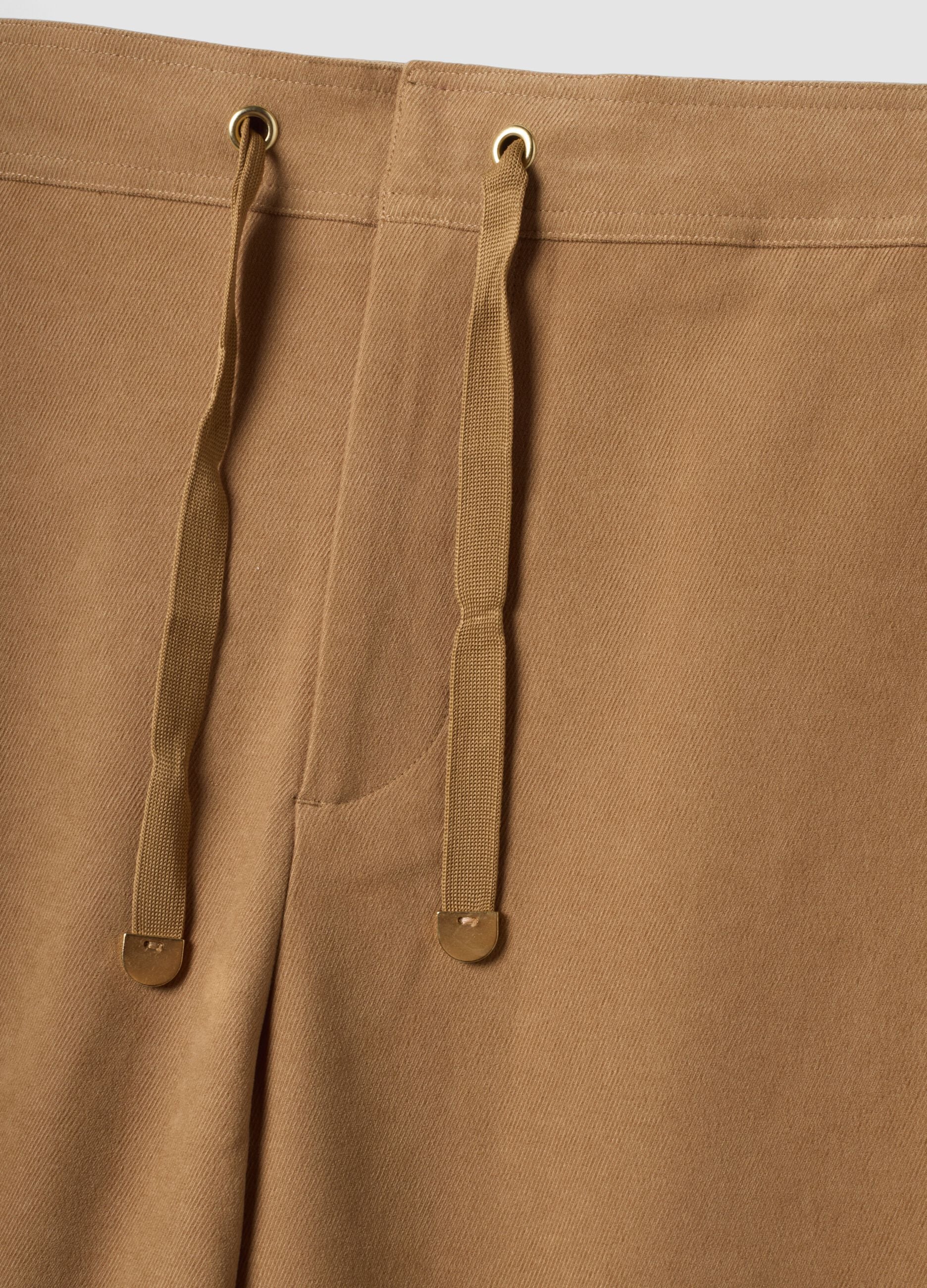 Brown wide-leg joggers in stretch fabric